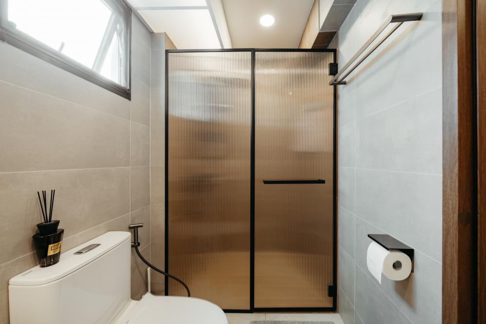 Minimalist Bathroom with Shower Screen and Bathroom Accessories
