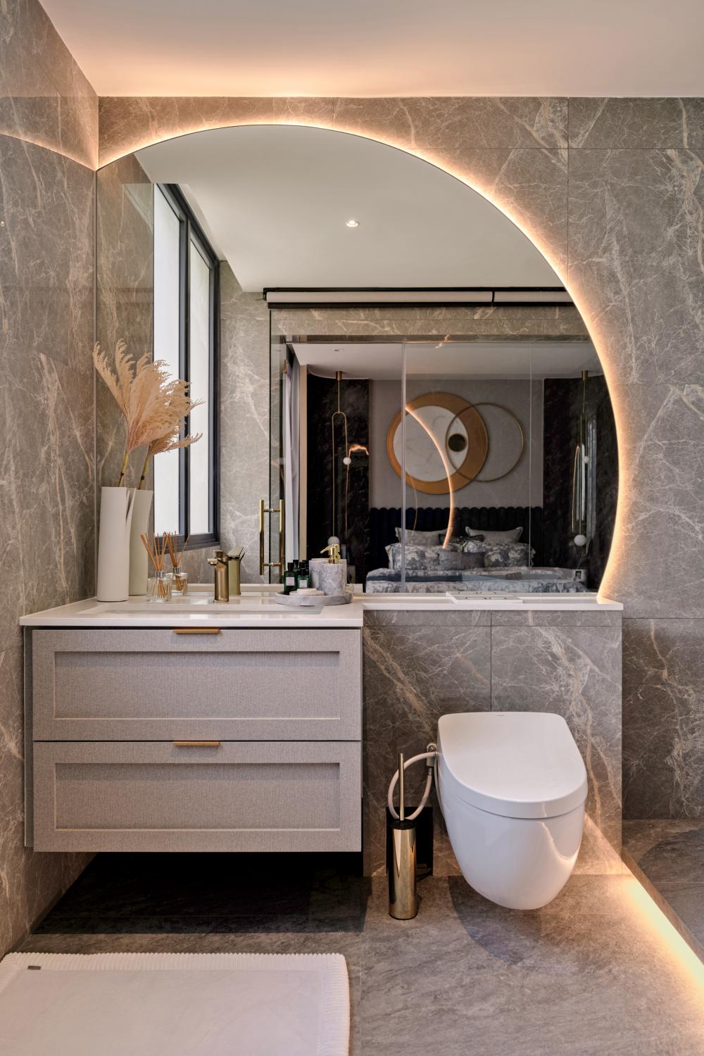 Modern Bathroom with Mirror and Bathroom Mirrors