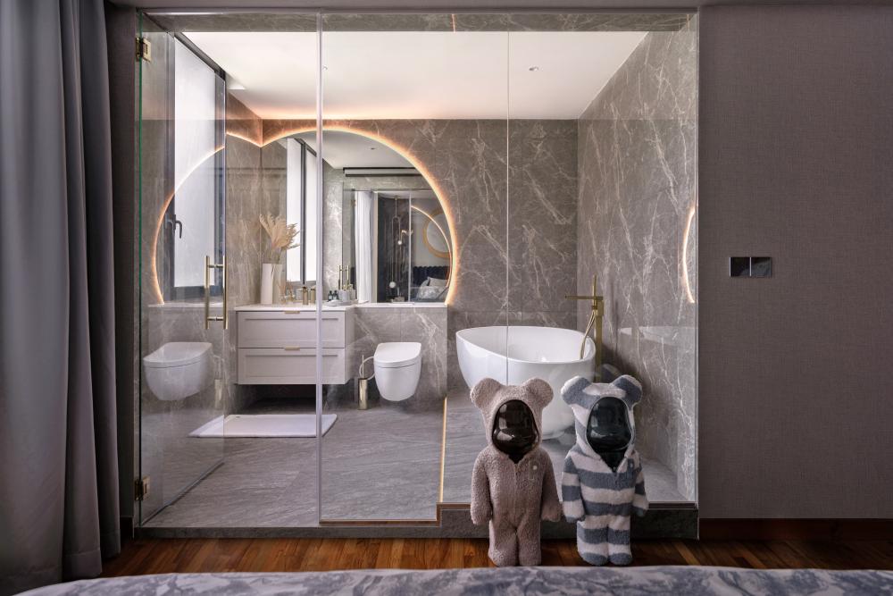 Modern Bathroom with Mirror and Shower Screen