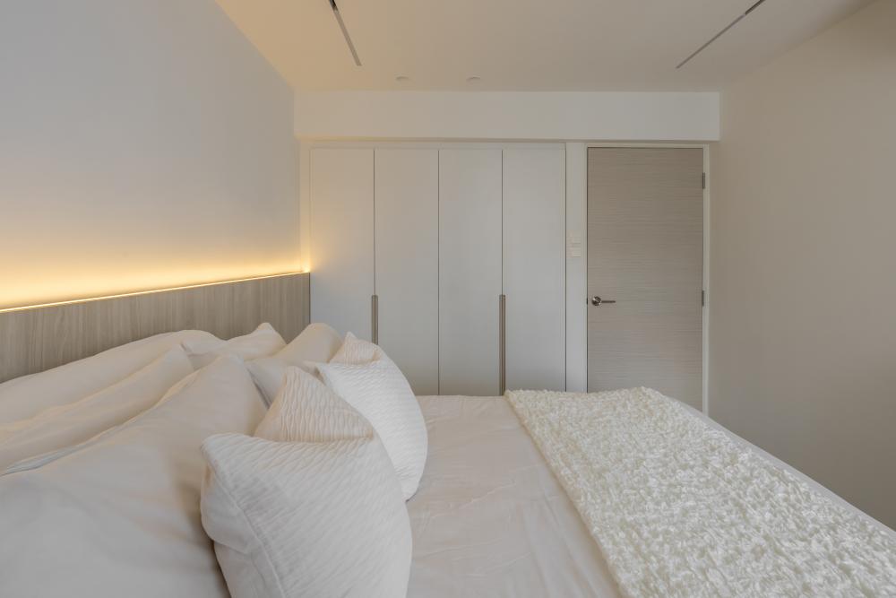 Minimalist Bedroom with Parquet Floor and Wood Flooring