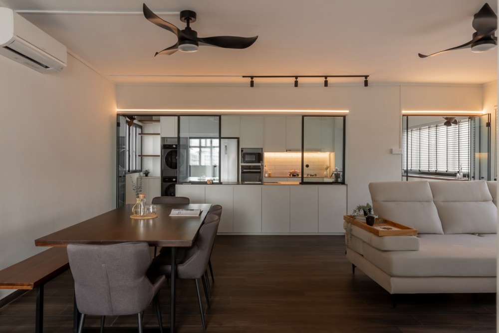 Modern Dining Room with Glass Door and Dining Table