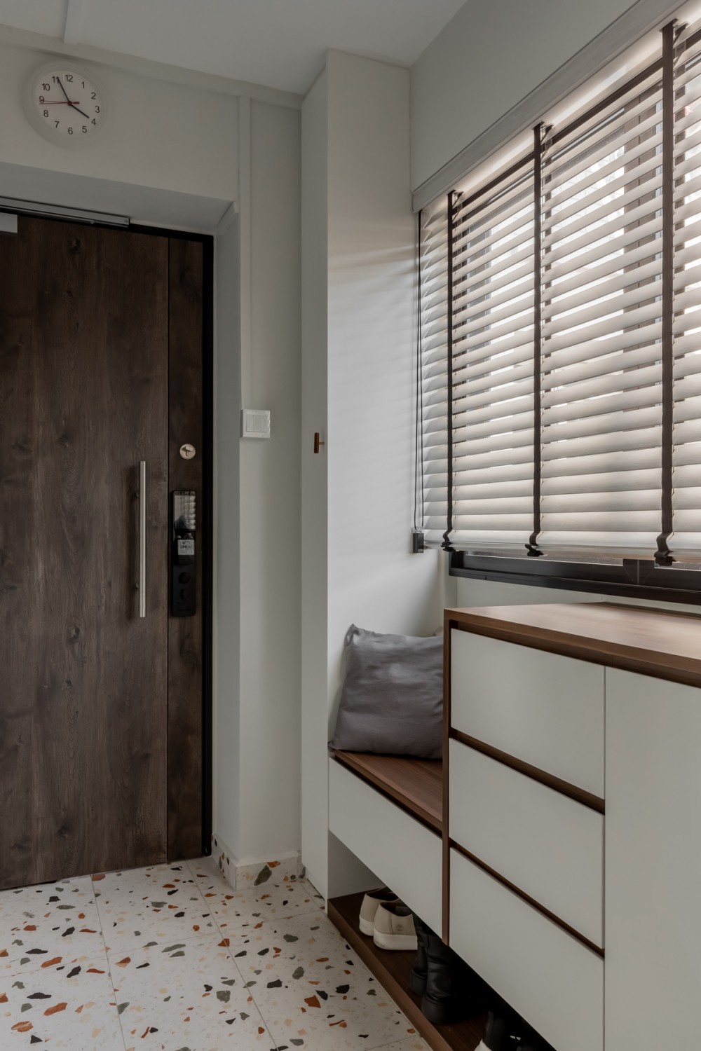 Modern Entryway with Seating Bench and Shoe Rack