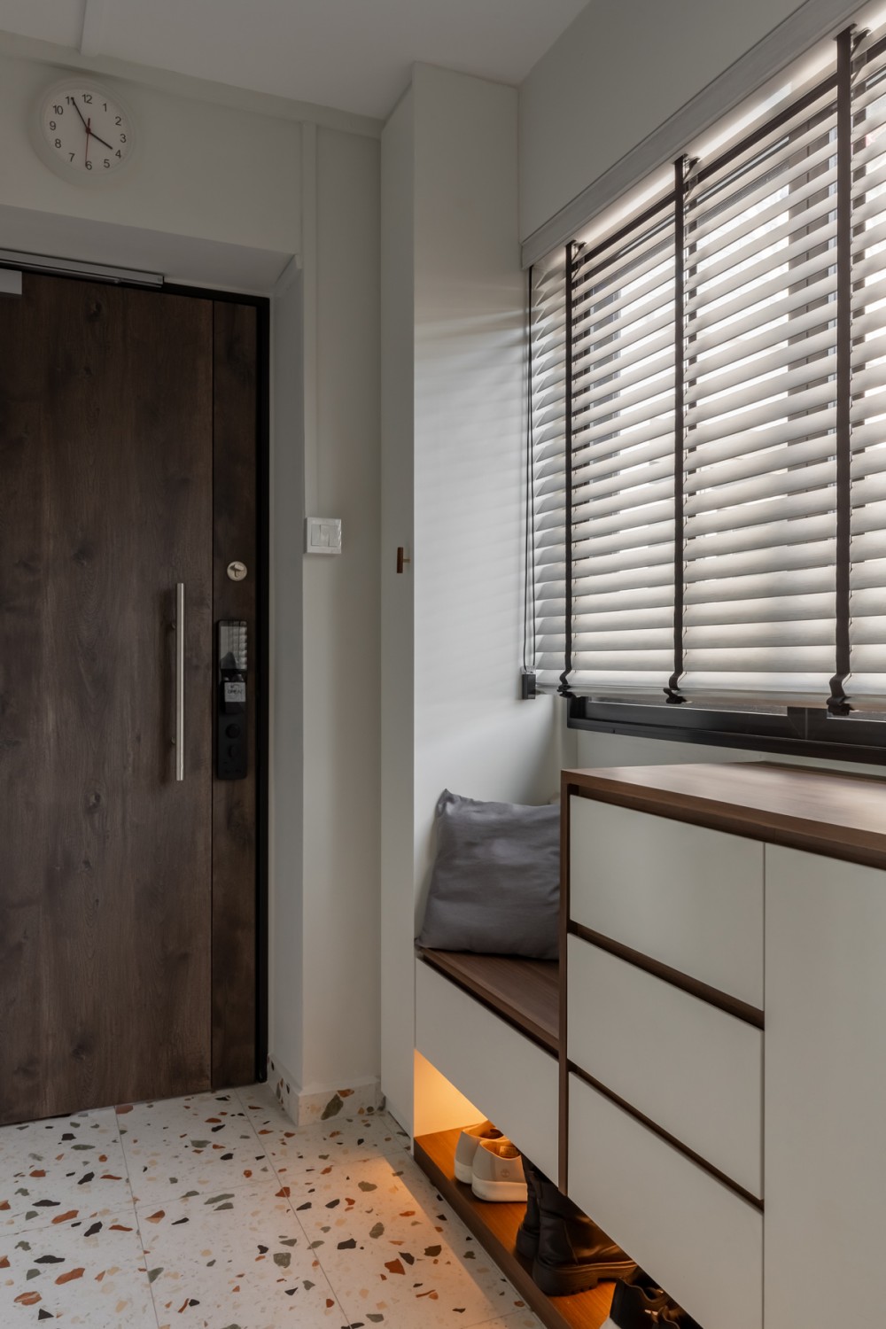 Modern Entryway with Seating Bench and Shoe Rack