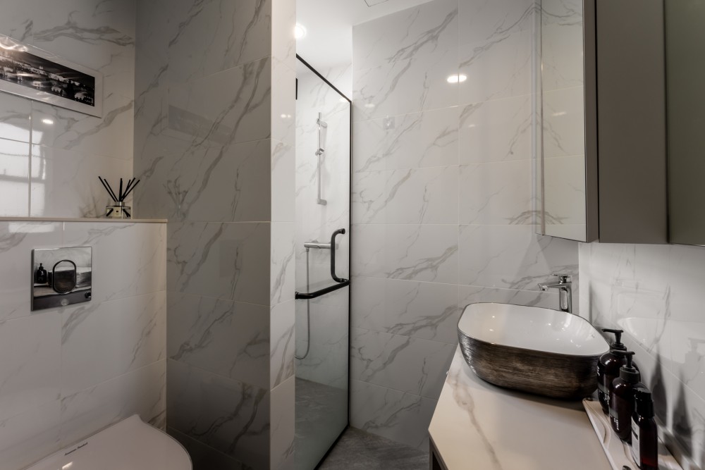 Modern Bathroom with Bathroom Storage and Bathroom Sinks