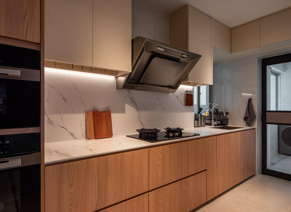 Scandinavian Kitchen with Countertop and Homogeneous Tiles