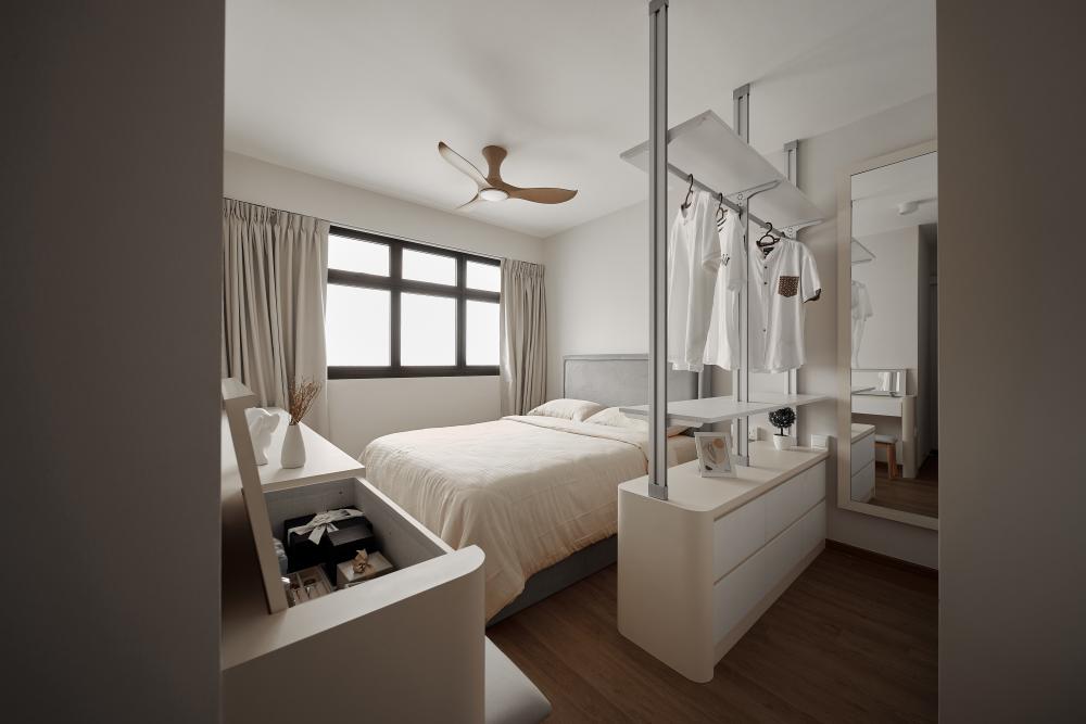 Modern Bedroom with Wardrobe and Queen Bed