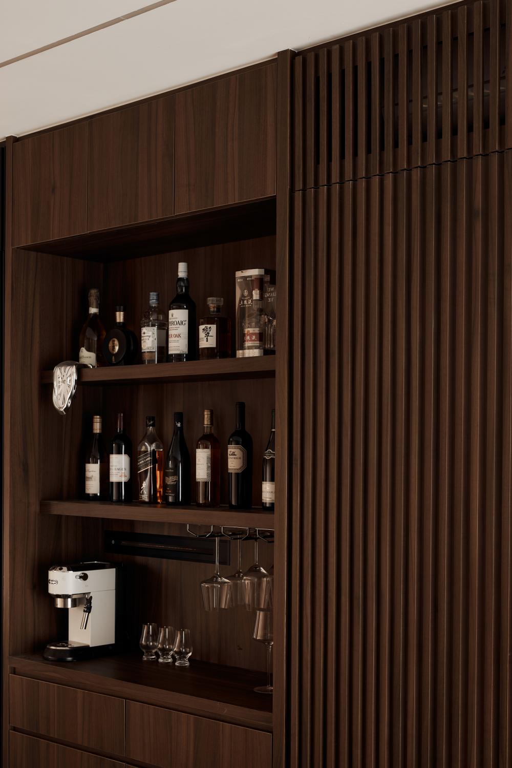 Contemporary Living Room with Drinkware and Shelving Units