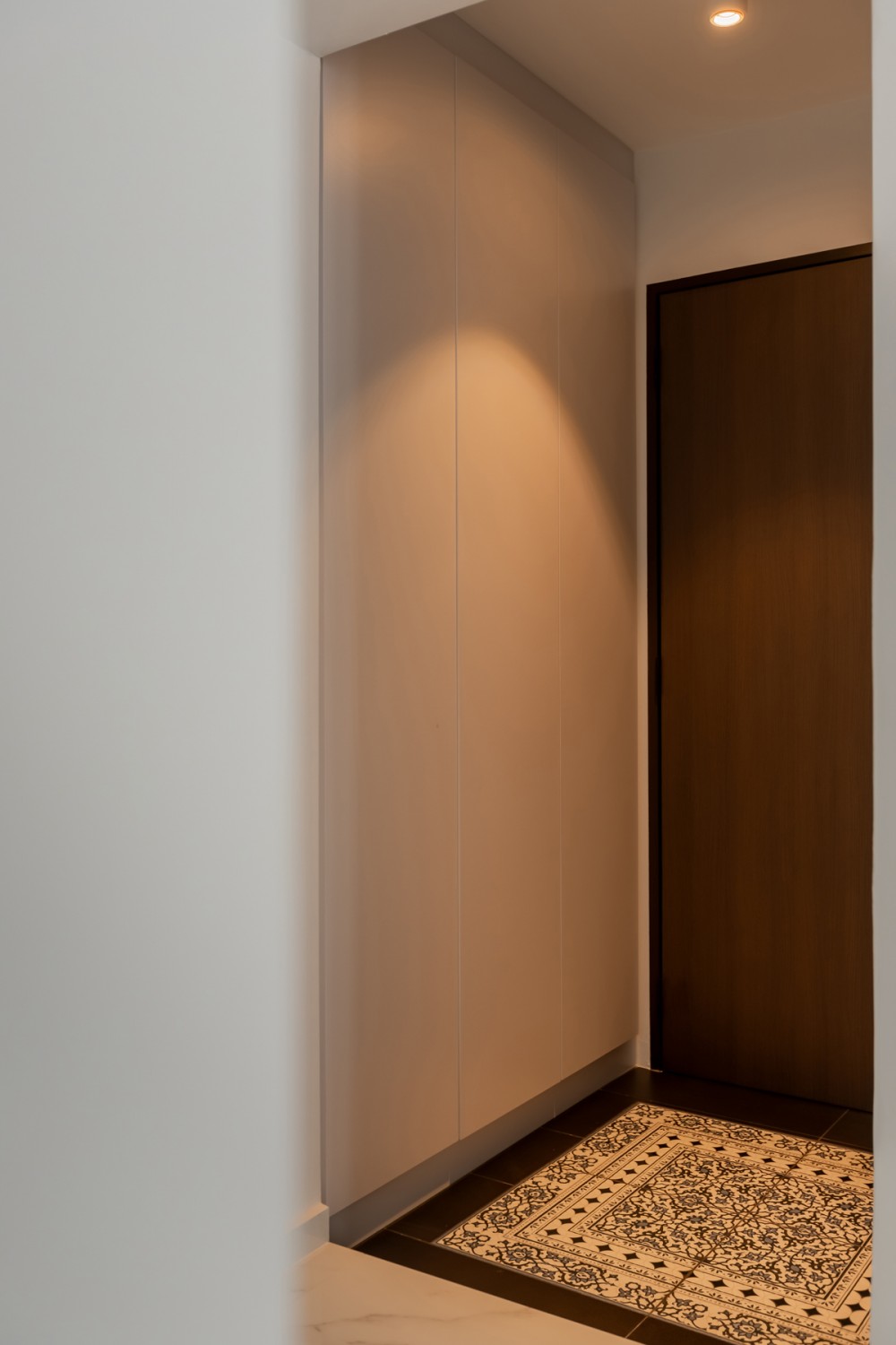 Modern Entryway with Downlights and Storage Cabinets