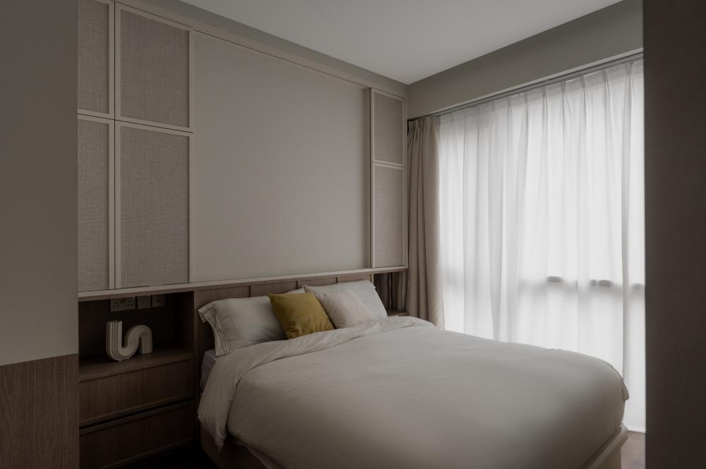 Modern Bedroom with Wardrobe and Sliding Wardrobe
