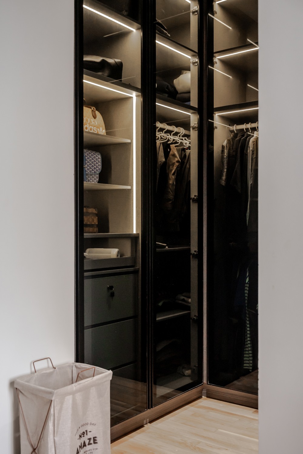Modern Bedroom with Wardrobe and Storage Cabinets