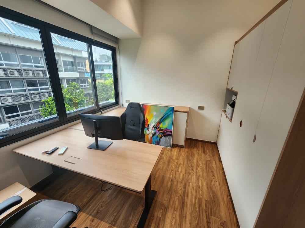 Modern Study with Bookshelf and Storage Cabinets