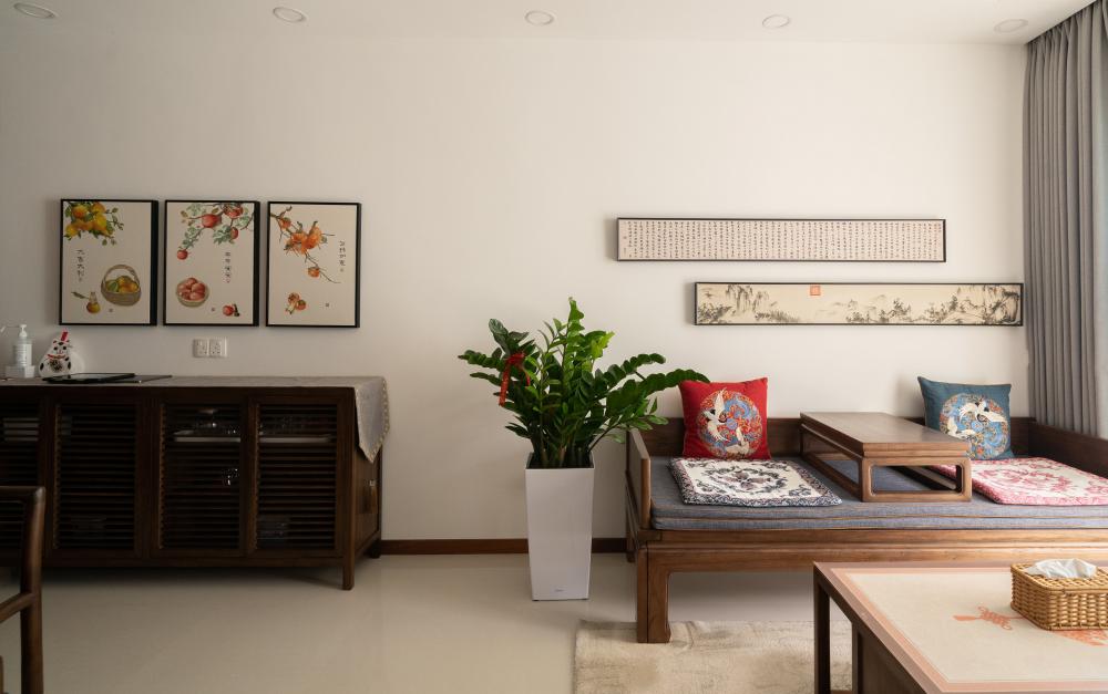 Vintage Living Room with Bookshelf and TV Console