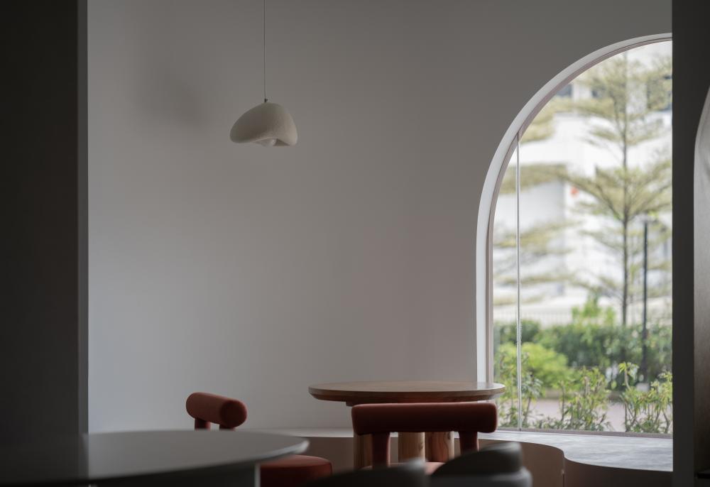Modern Office with Desk and Desk Chairs