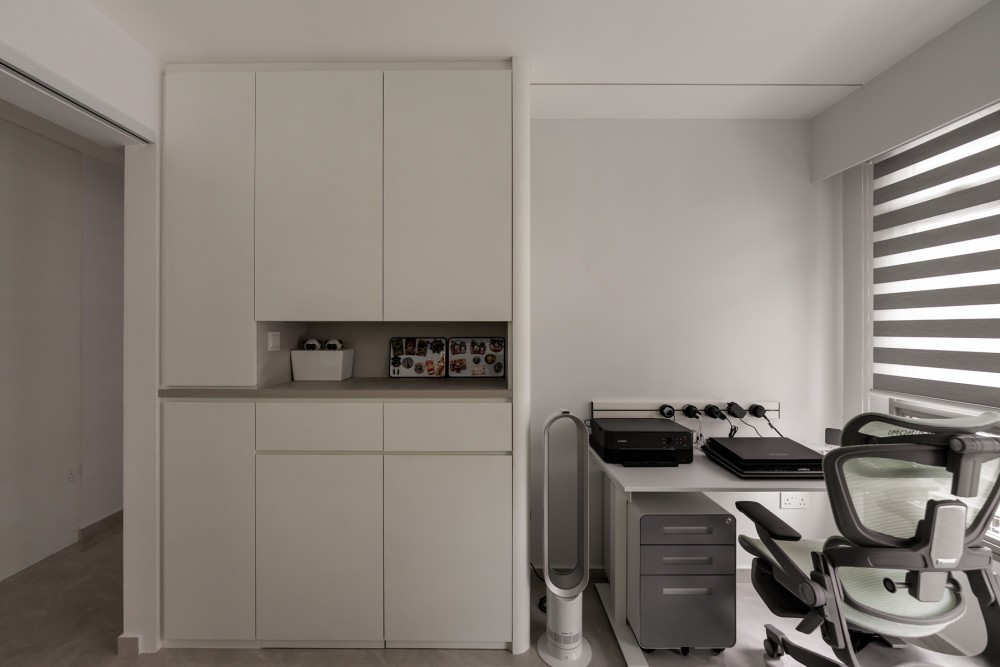 Minimalist Study with Desk and Desk Chairs