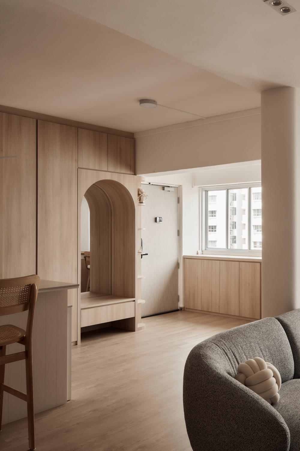 Scandinavian Entryway with Mirror and Seating Bench