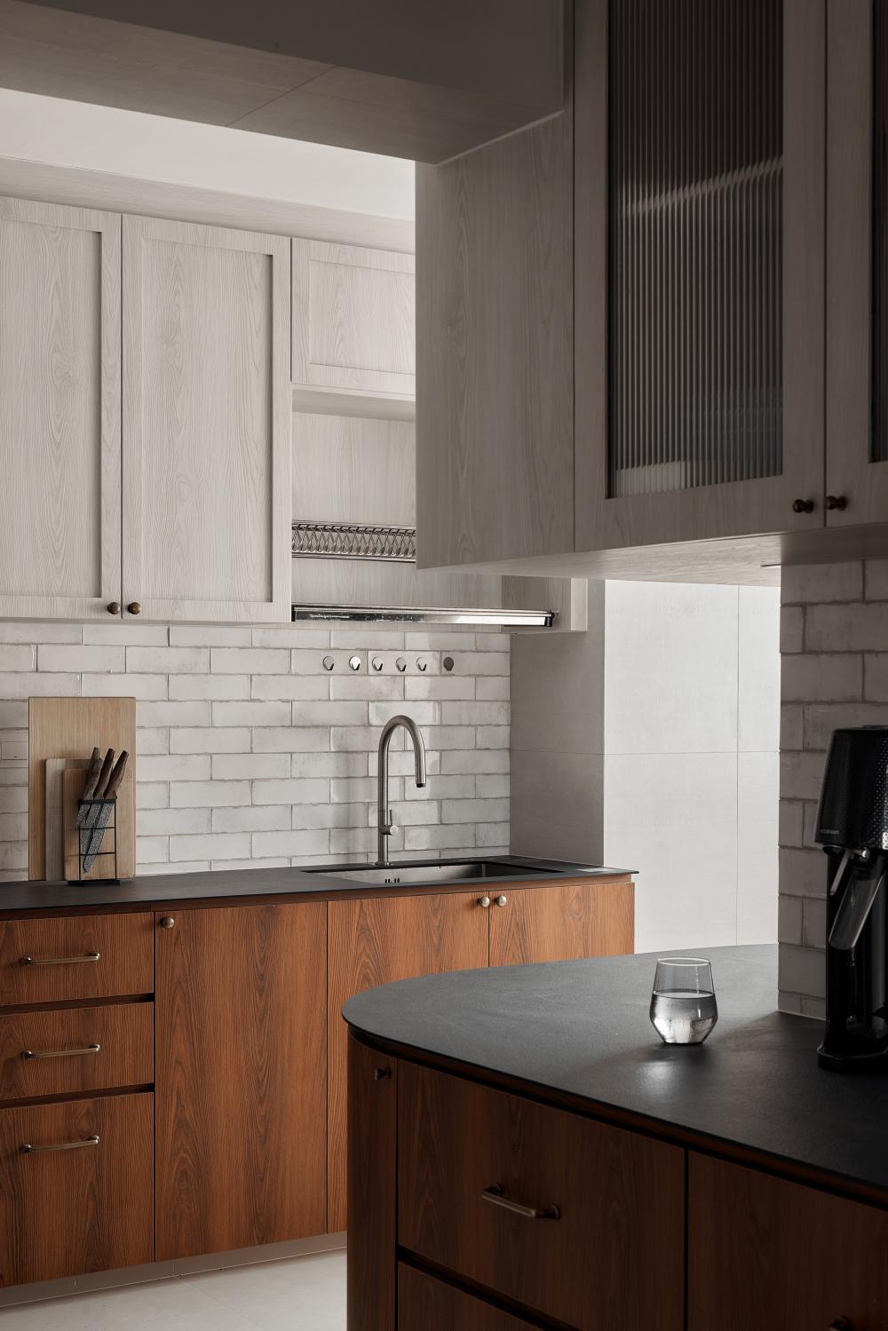 Asian Kitchen with Open Kitchen and Kitchen Backsplash