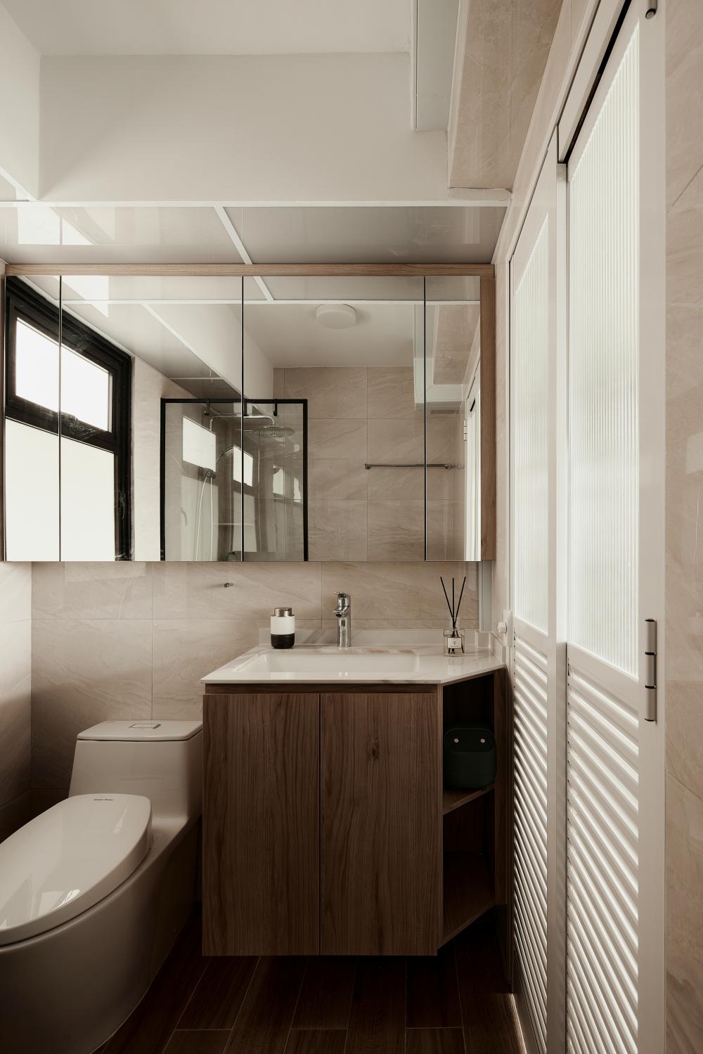 Scandinavian Bathroom with Countertop and Mirror