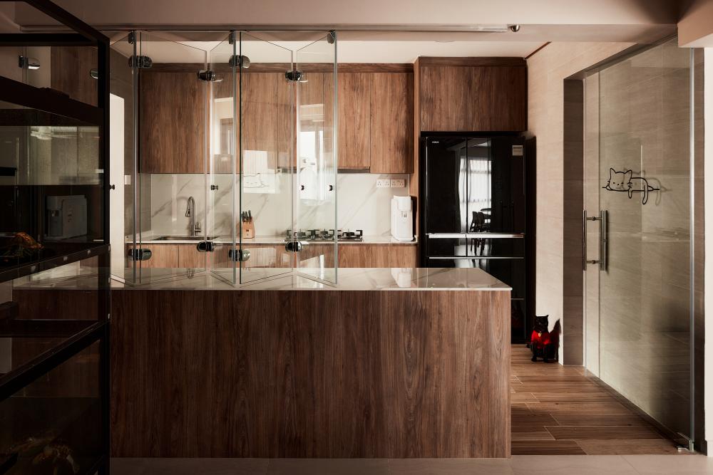 Scandinavian Kitchen with Wood Flooring and Kitchen Island