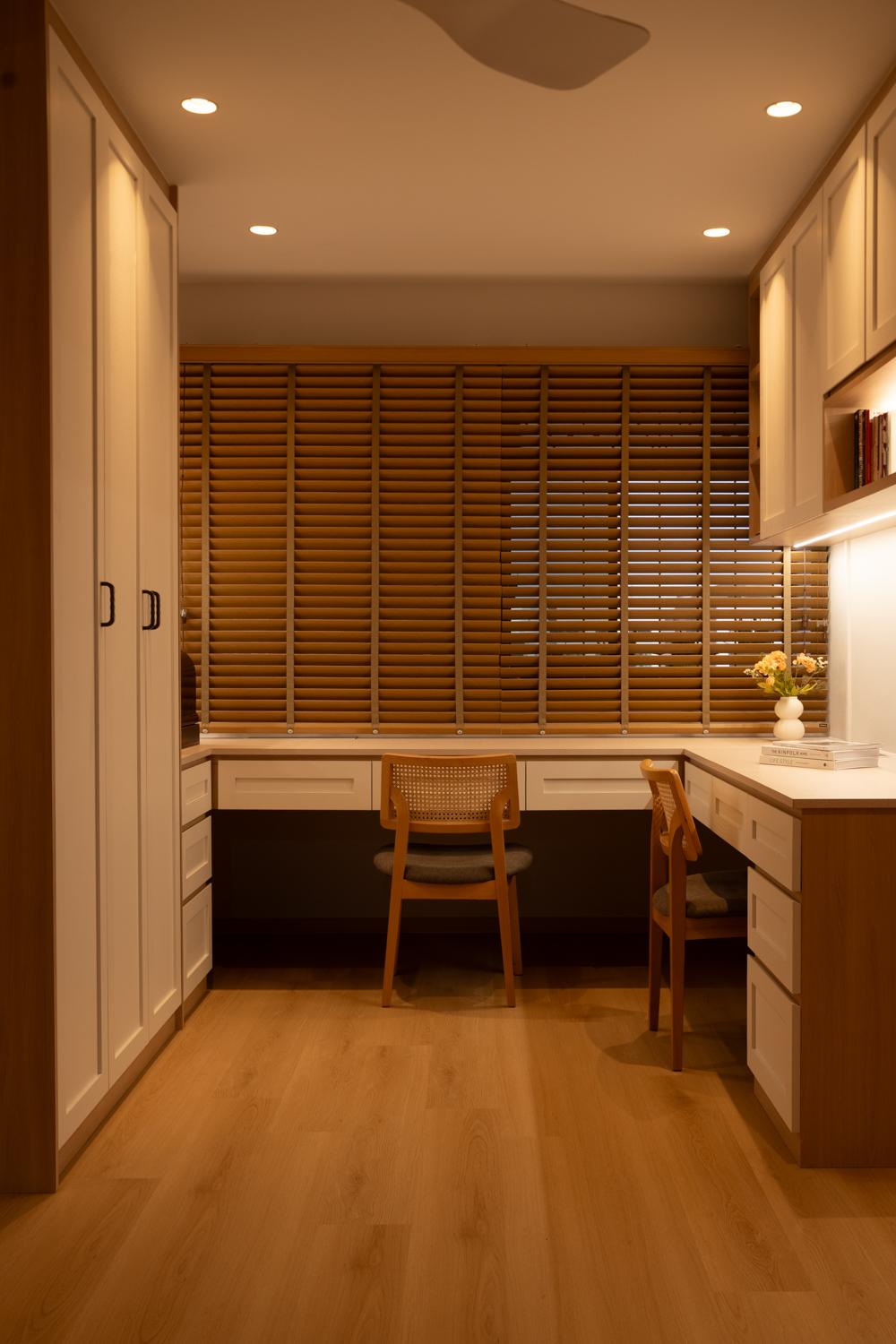 Asian Home Office with Bookshelf and Wallpaper