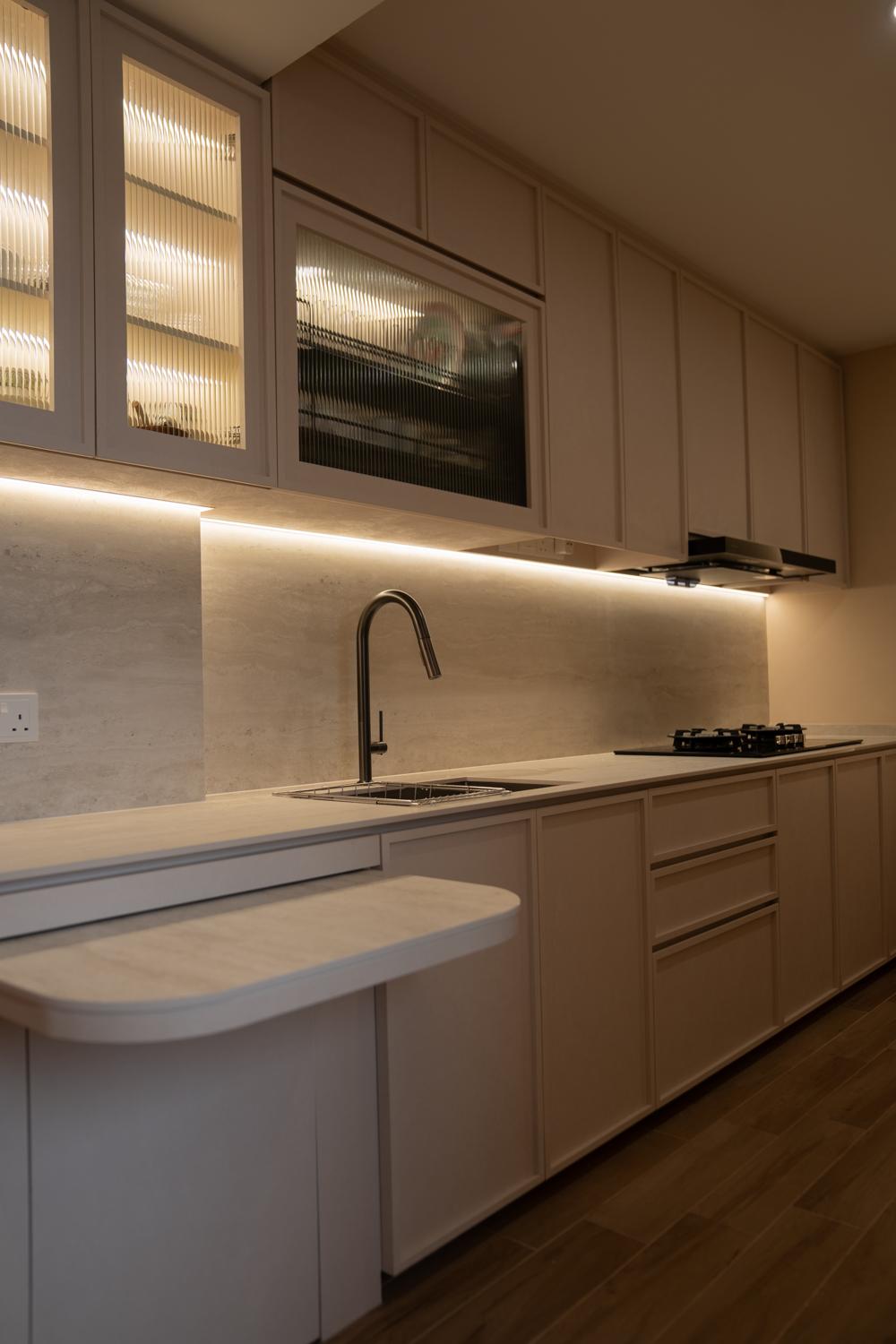 Modern Kitchen with Wood Flooring and Kitchen Window