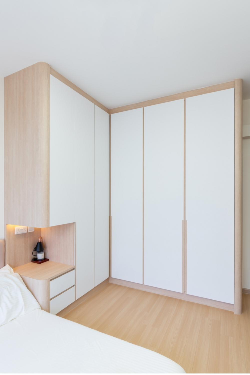 Minimalist Bedroom with Vinyl Flooring and Wardrobe