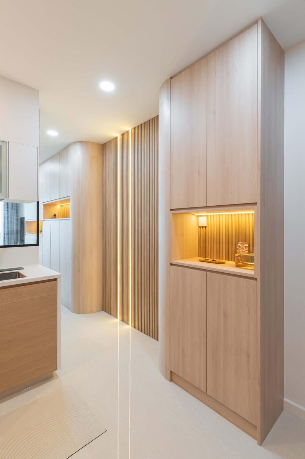 Contemporary Entryway with Shoe Rack and Shoe Cabinets