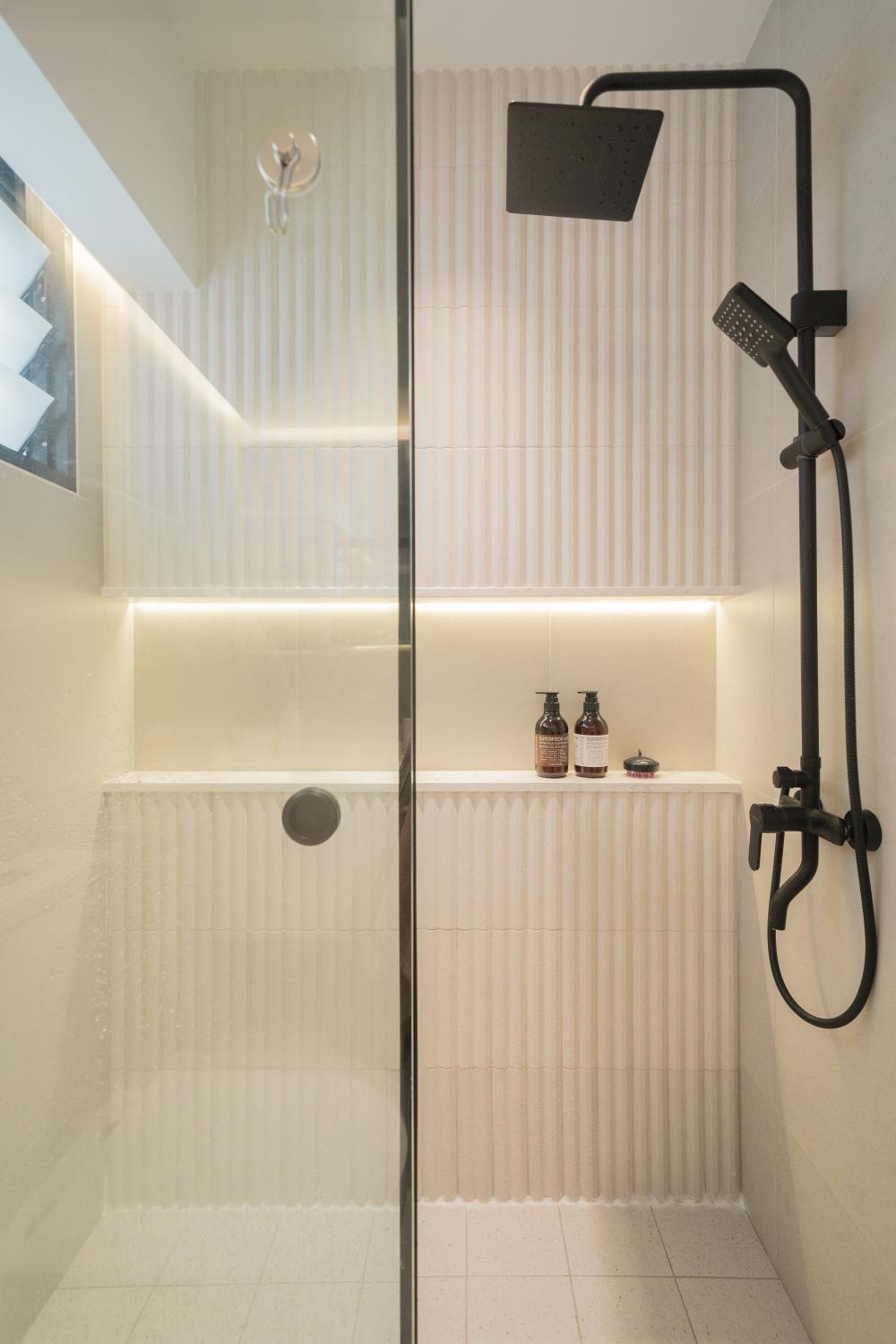 Minimalist Bathroom with Shower Screen and Rainshower