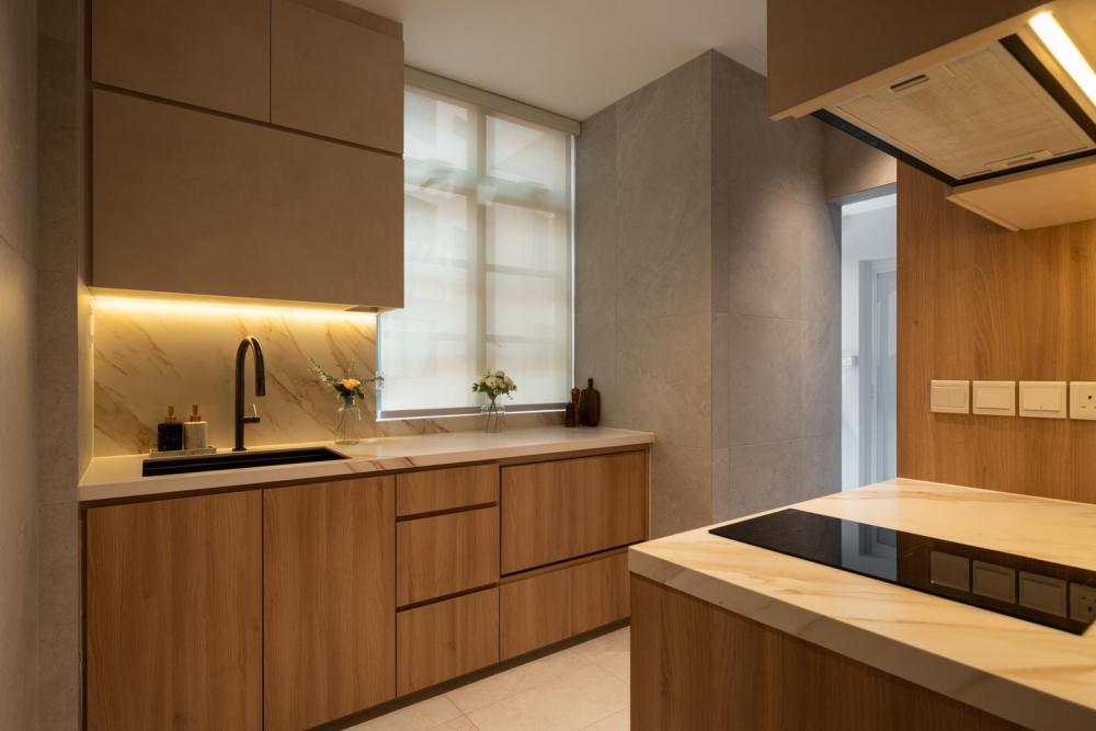 Modern Kitchen with Vinyl Flooring and Kitchen Window