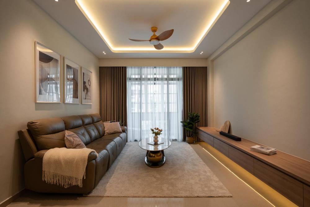Modern Living Room with Sofa and TV