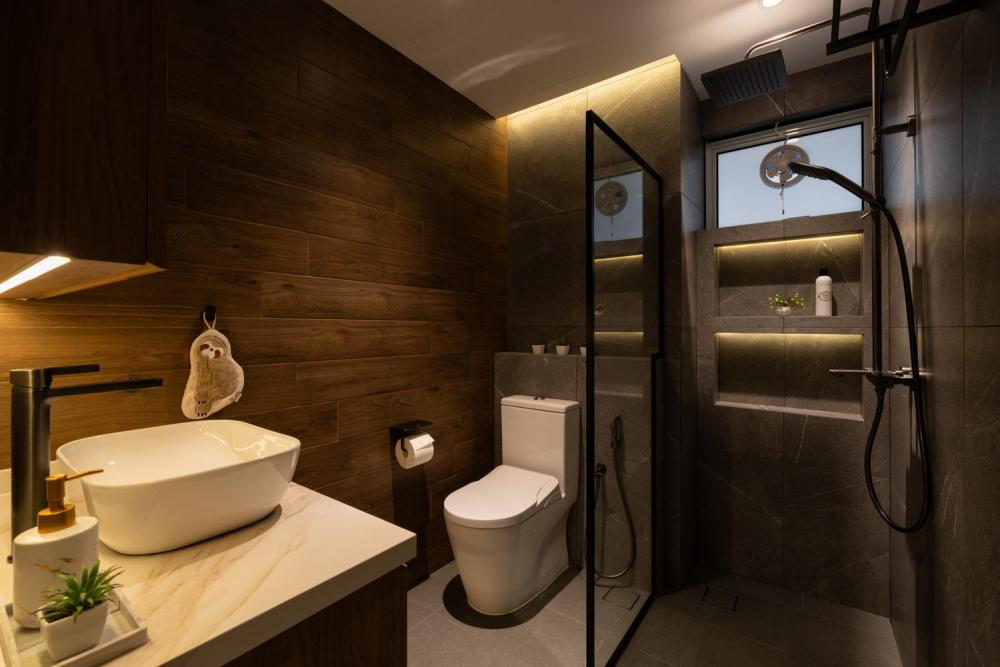 Modern Bathroom with Shower Screen and Bathroom Storage