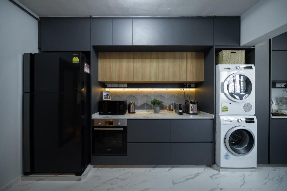 Modern Pantry with Countertop and Kitchen Island