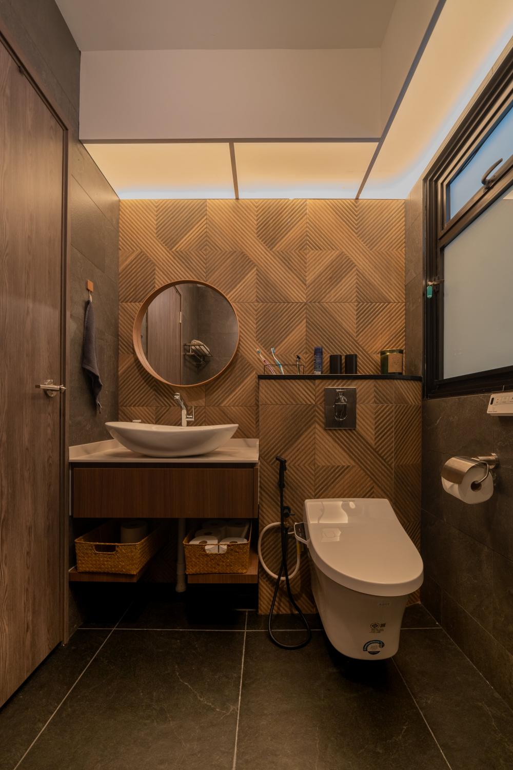 Contemporary Bathroom with Countertop and Marble Floor