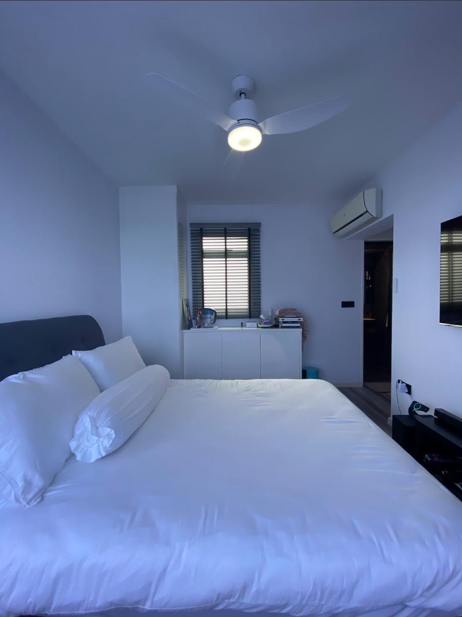 Modern Bedroom with Vinyl Flooring and Wardrobe