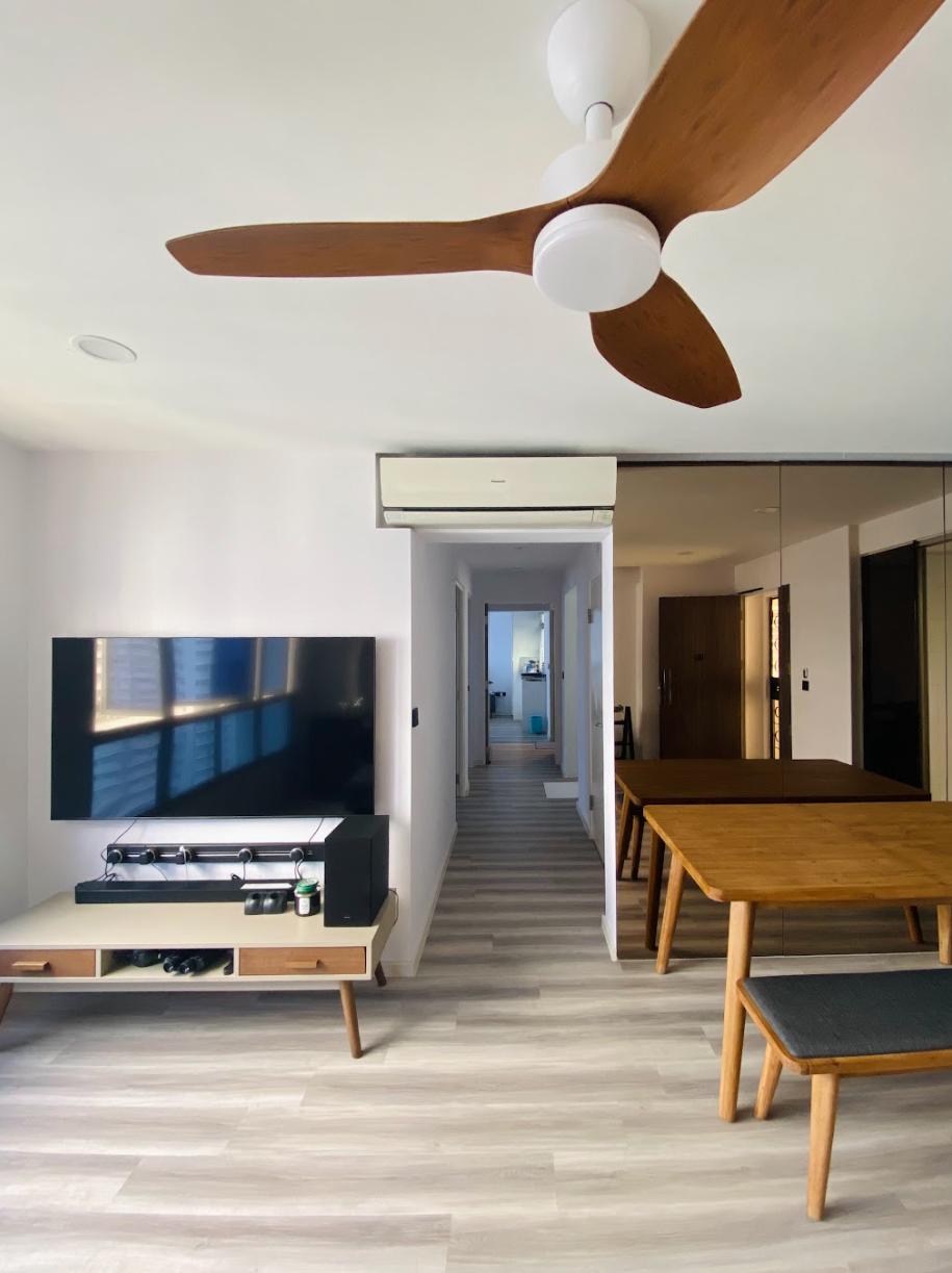 Modern Living Room with Vinyl Flooring and Mirror
