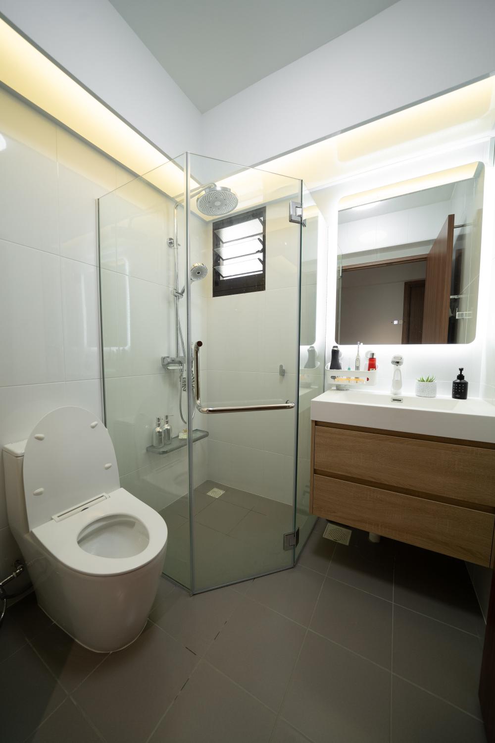 Contemporary Bathroom with Countertop and Mirror