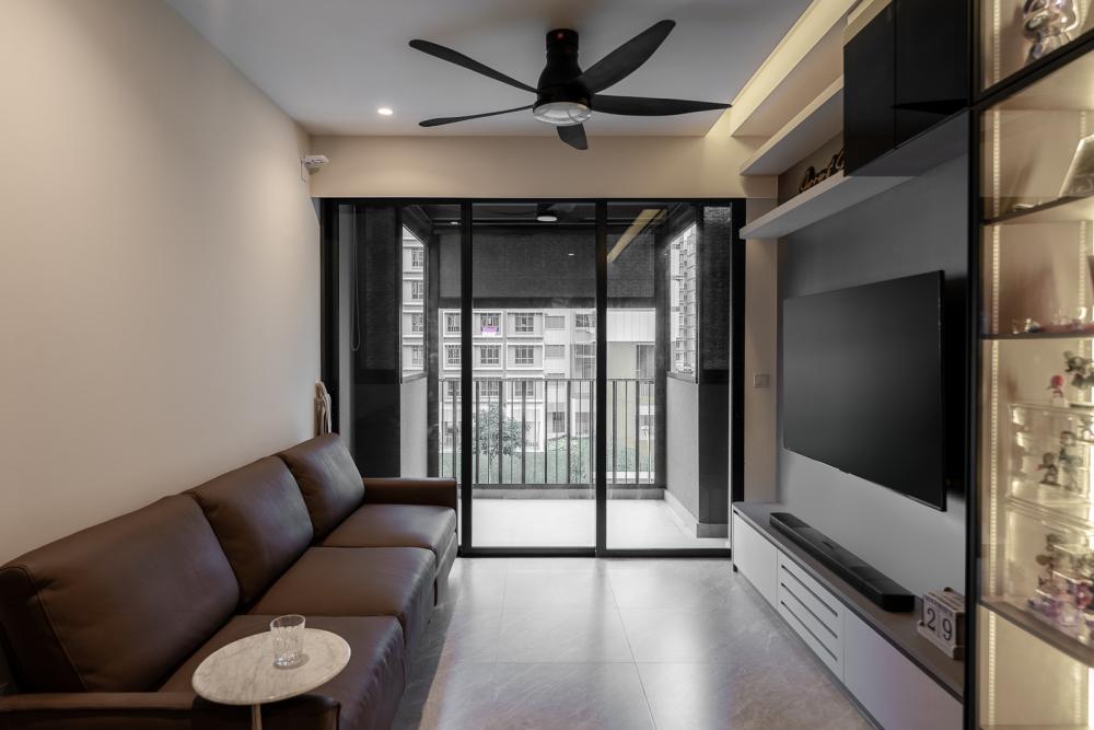 Modern Living Room with Homogeneous Tiles and Marble Floor