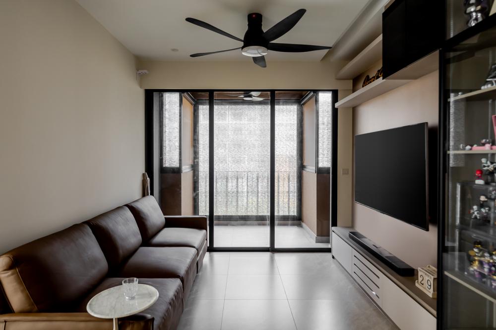 Modern Living Room with Homogeneous Tiles and Marble Floor
