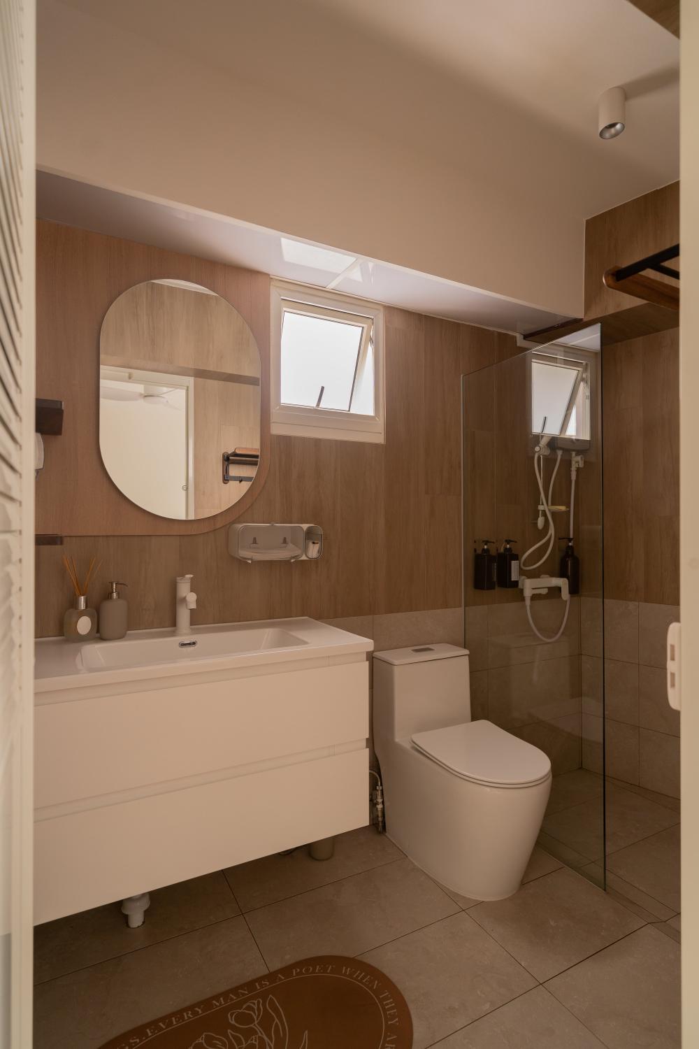 Contemporary Bathroom with Countertop and Mirror