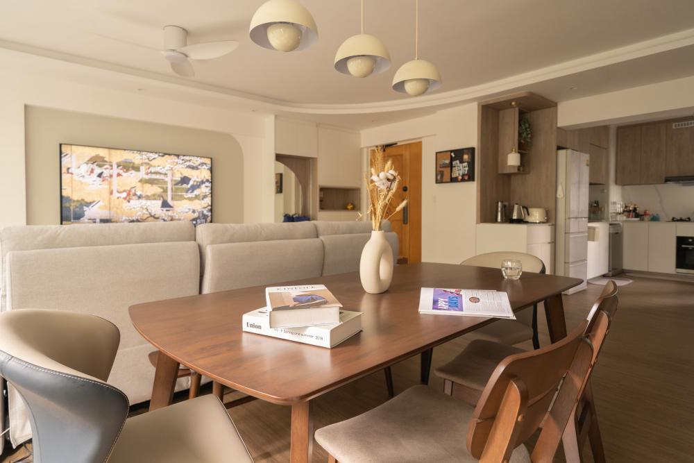 Contemporary Dining Room with Dining Table and Tableware