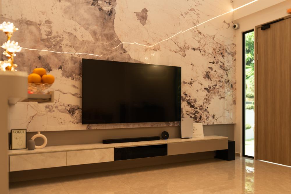 Modern Living Room with Sofa and TV