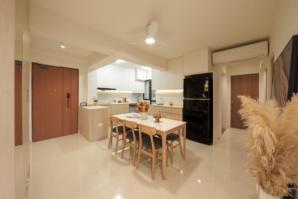 Scandinavian Dining Room with Dining Table and Dining Chairs
