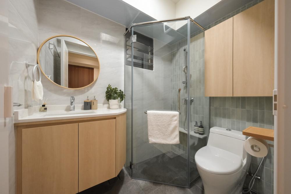 Scandinavian Bathroom with Granite Floor and Mirror