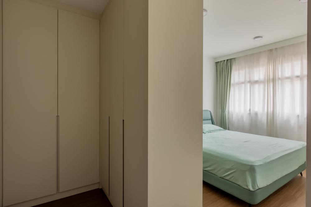 Minimalist Bedroom with Vinyl Flooring and Downlights