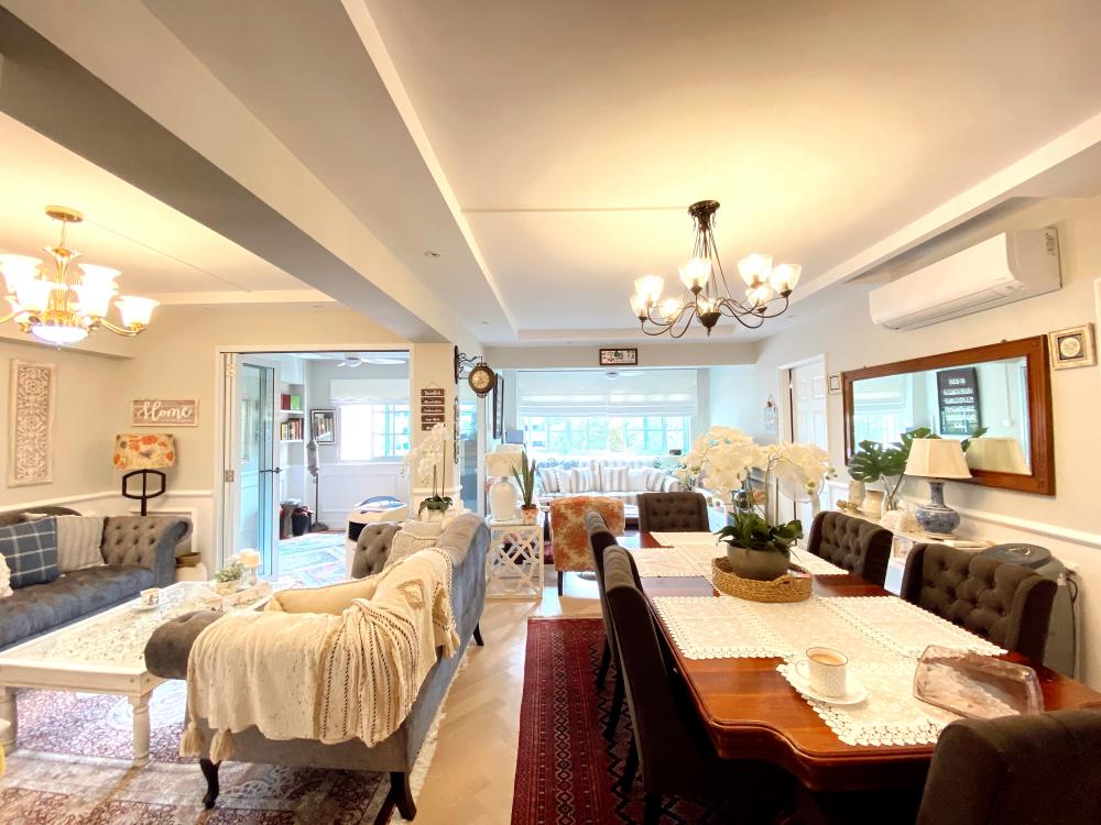 Vintage Living Room with Vinyl Flooring and Herringbone Tiling