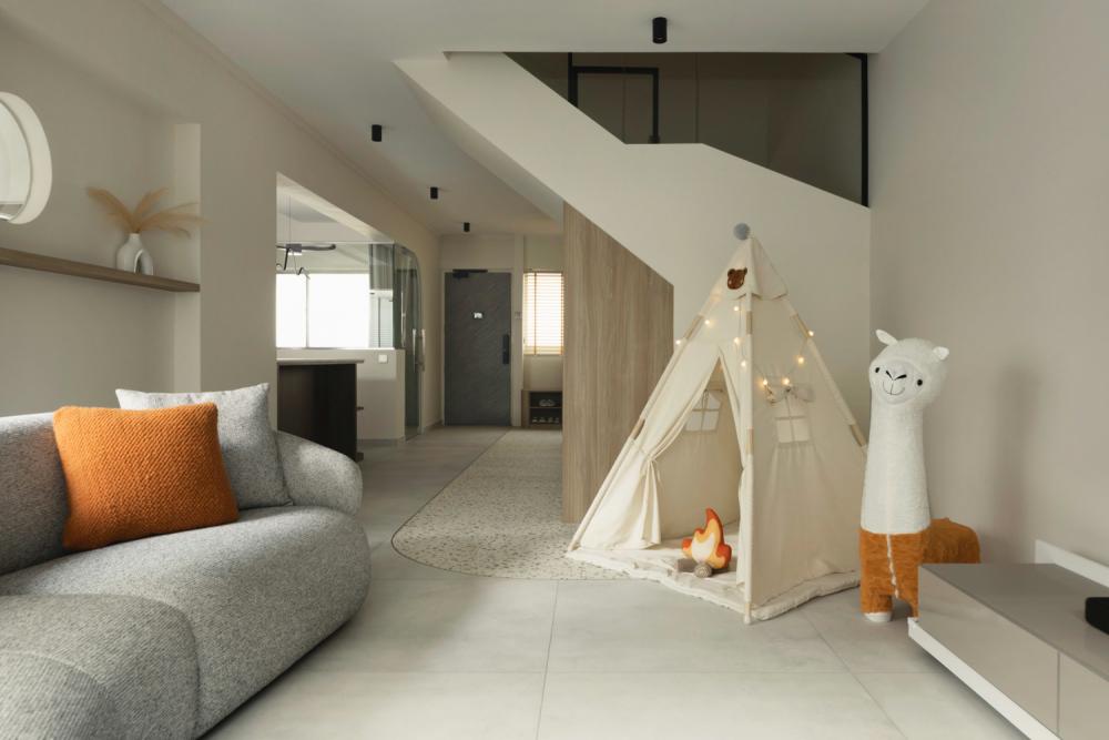 Contemporary Living Room with Vinyl Flooring and Sofa