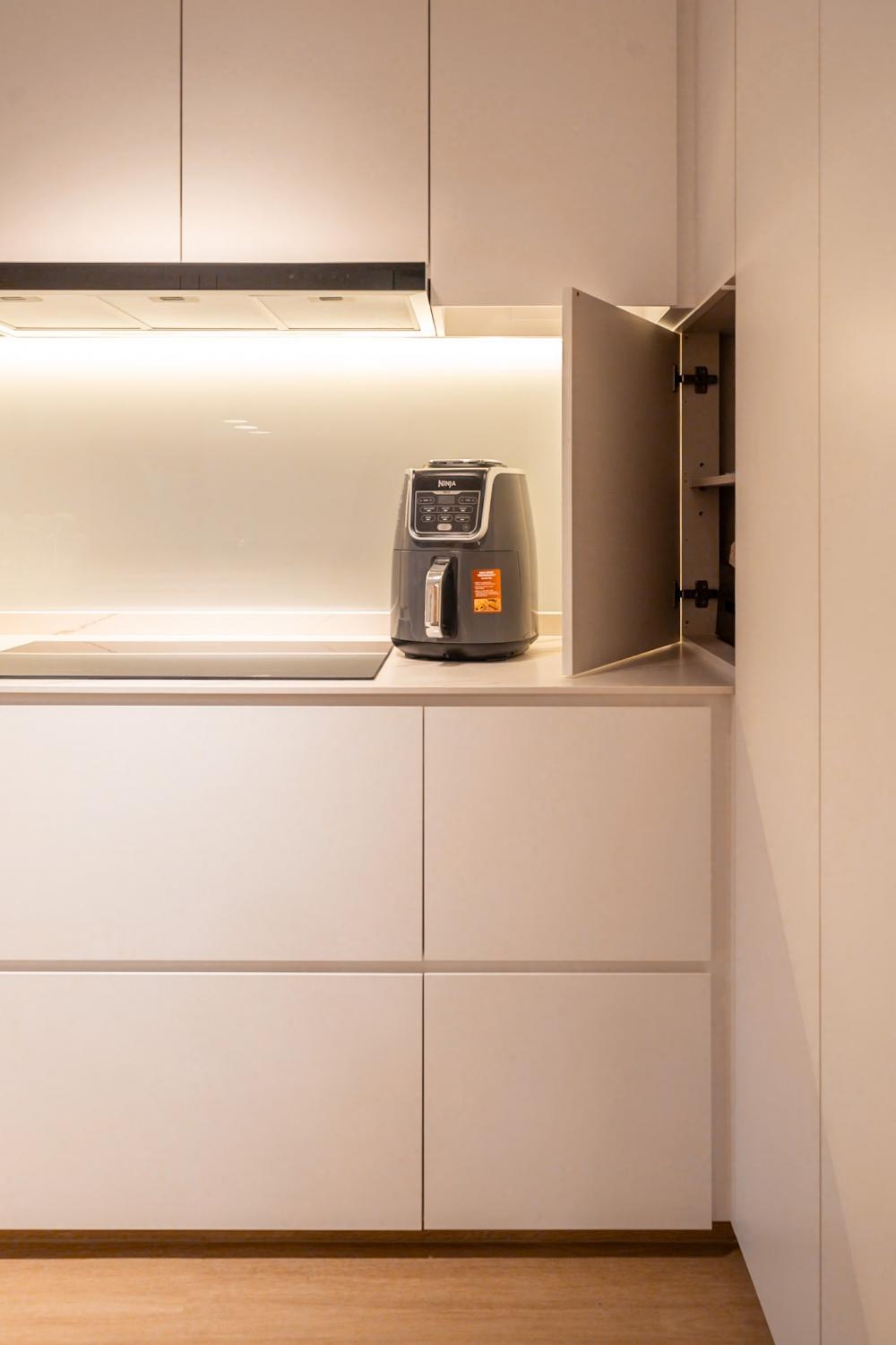 Minimalist Kitchen with Countertop and Kitchen Accessories