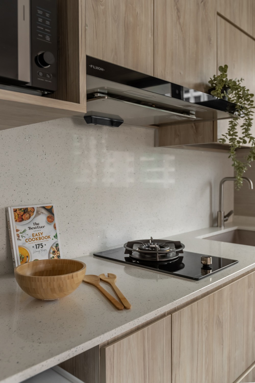 Modern Kitchen with Countertop and Kitchen Backsplash
