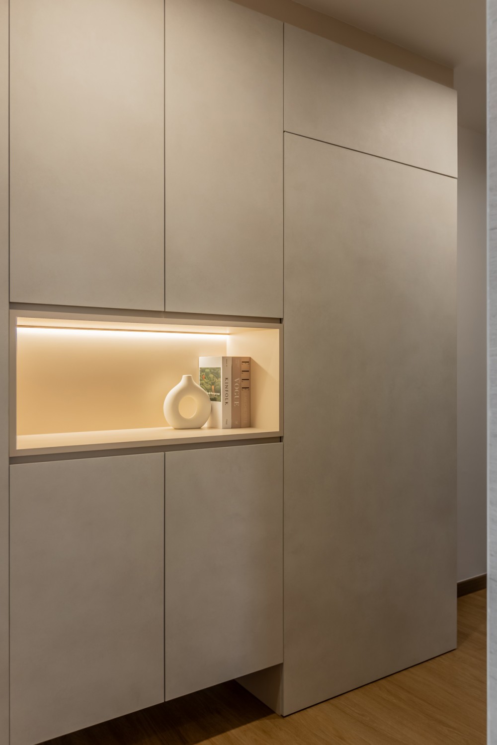 Modern Entryway with Vinyl Flooring and Feature Wall