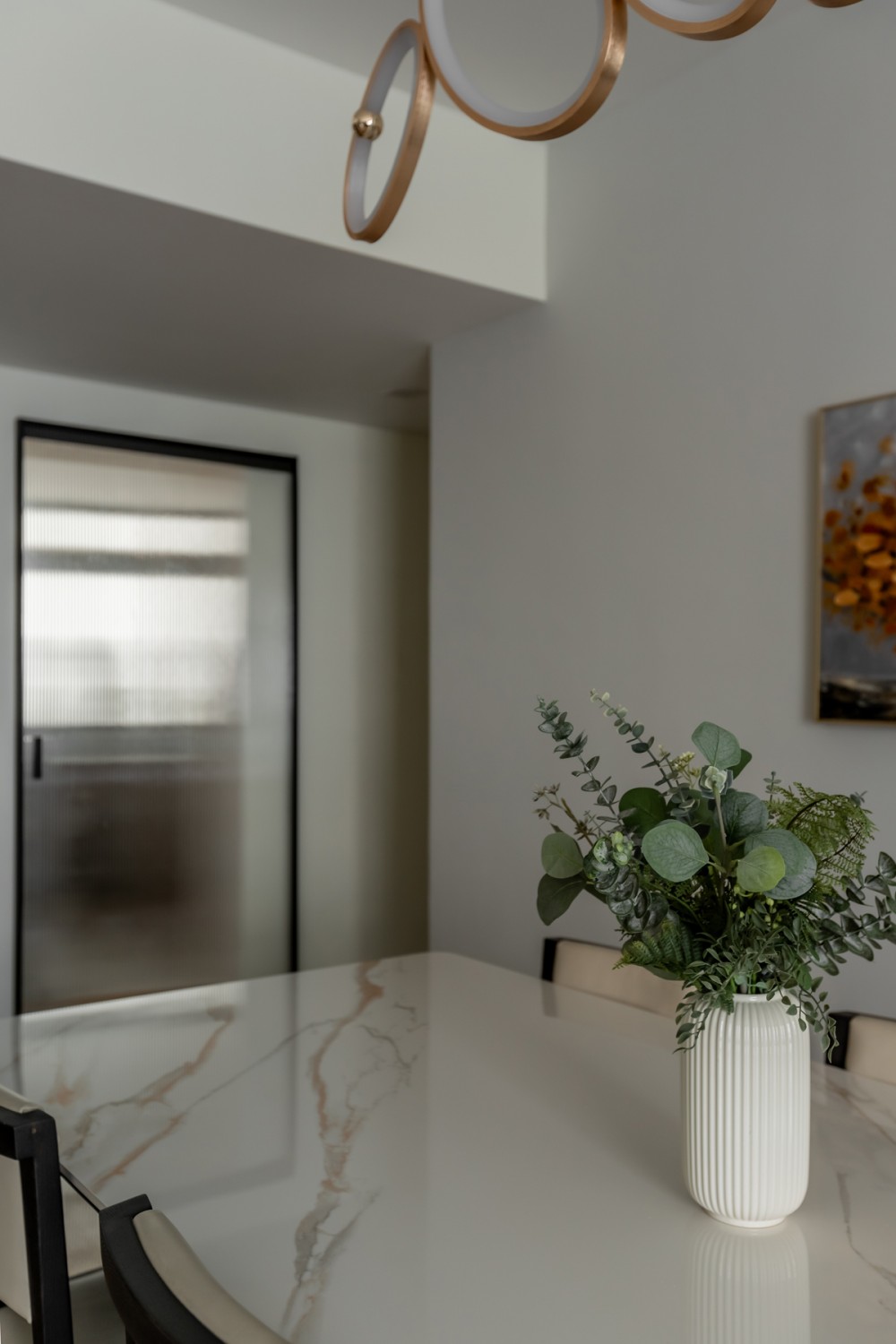 Modern Dining Room with Glass Door and Dining Table