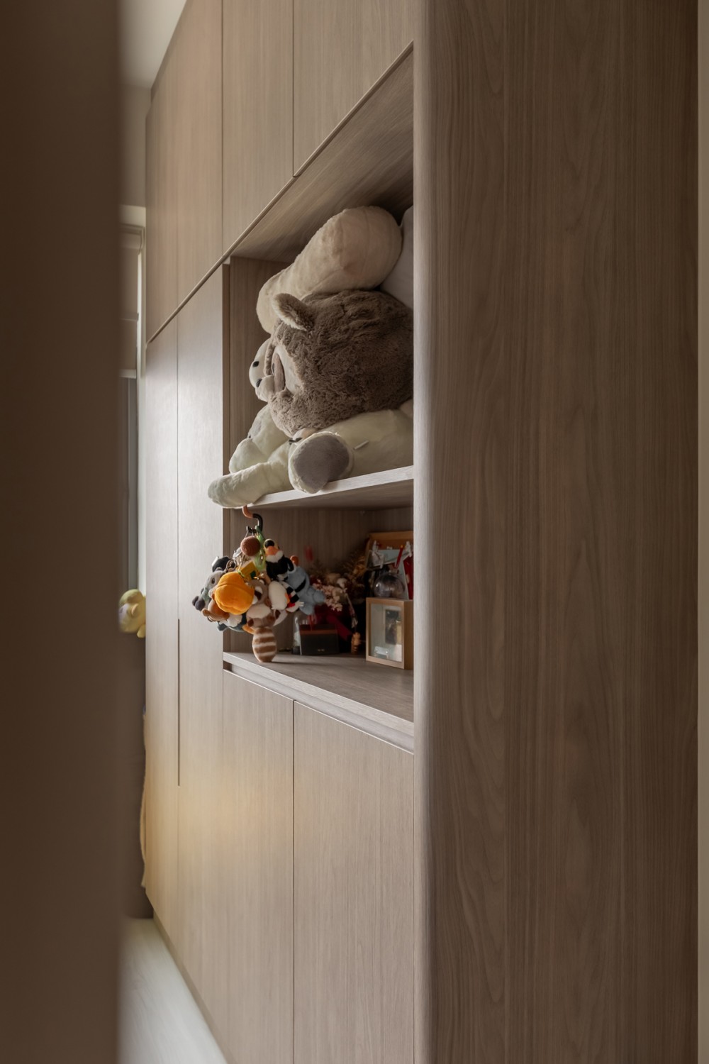 Modern Bedroom with Wardrobe and Storage Cabinets